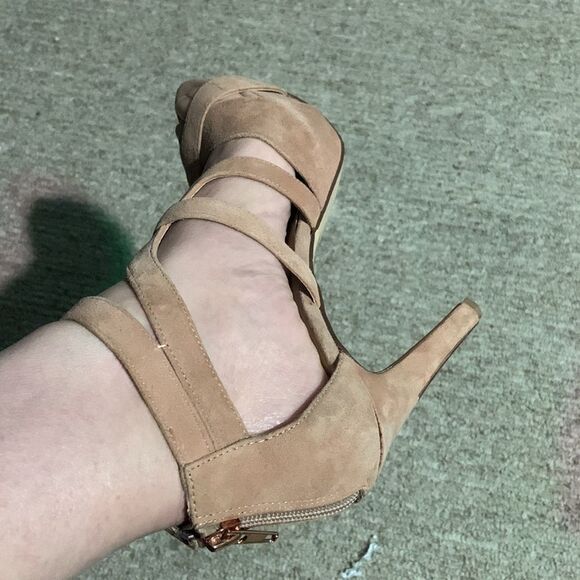 Dolce Vita ankle strap stilettos size 8.5 excellent condition preloved ❤️ - Picture 3 of 16